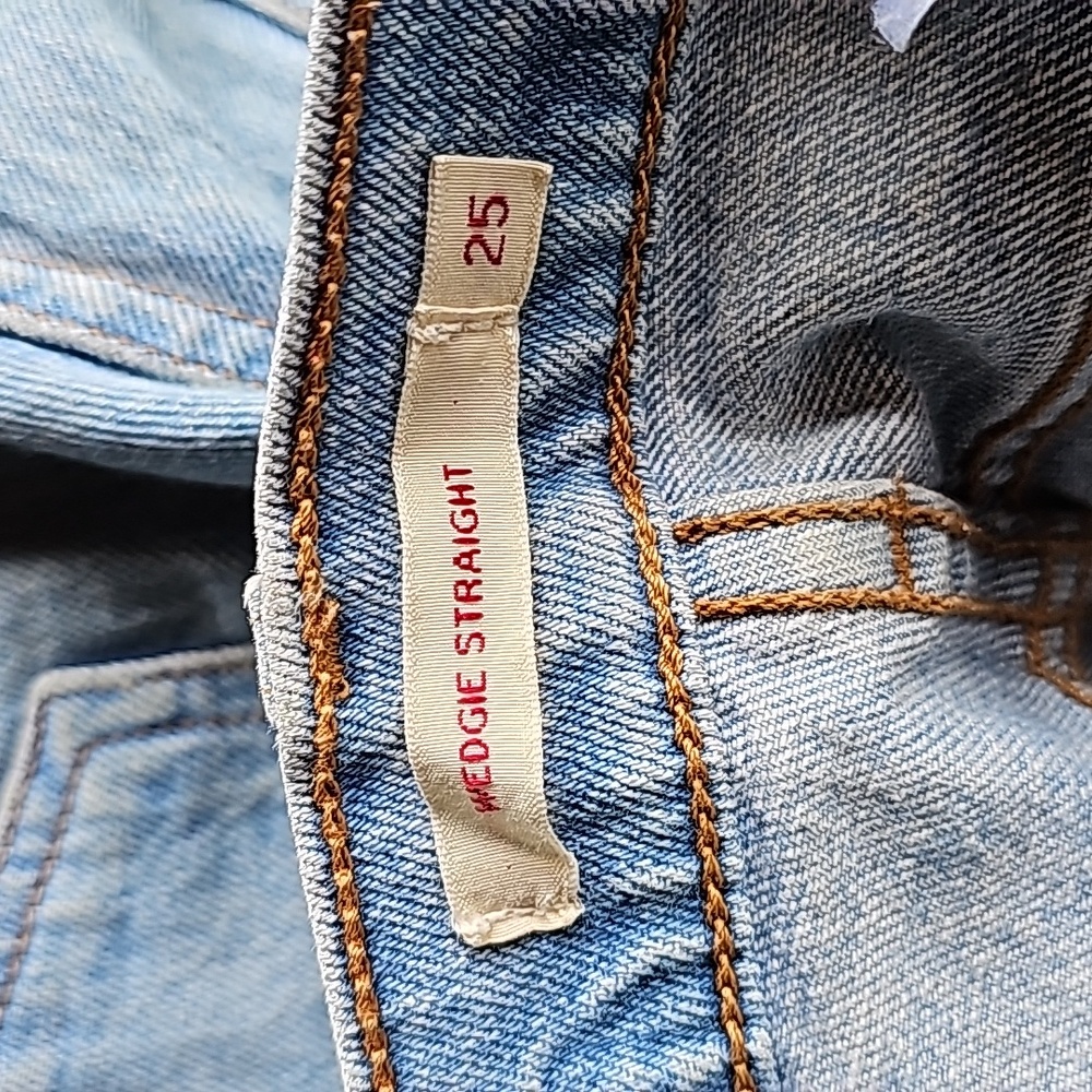 LEVIS Jeans - Picture 10 of 12